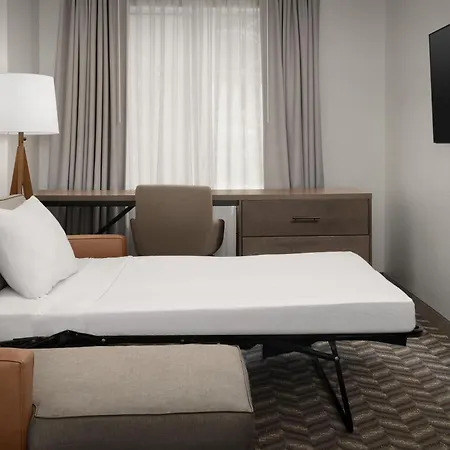By Marriott Anaheim Area/garden Grove 3*