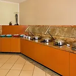 By Marriott Anaheim Area/garden Grove 3*