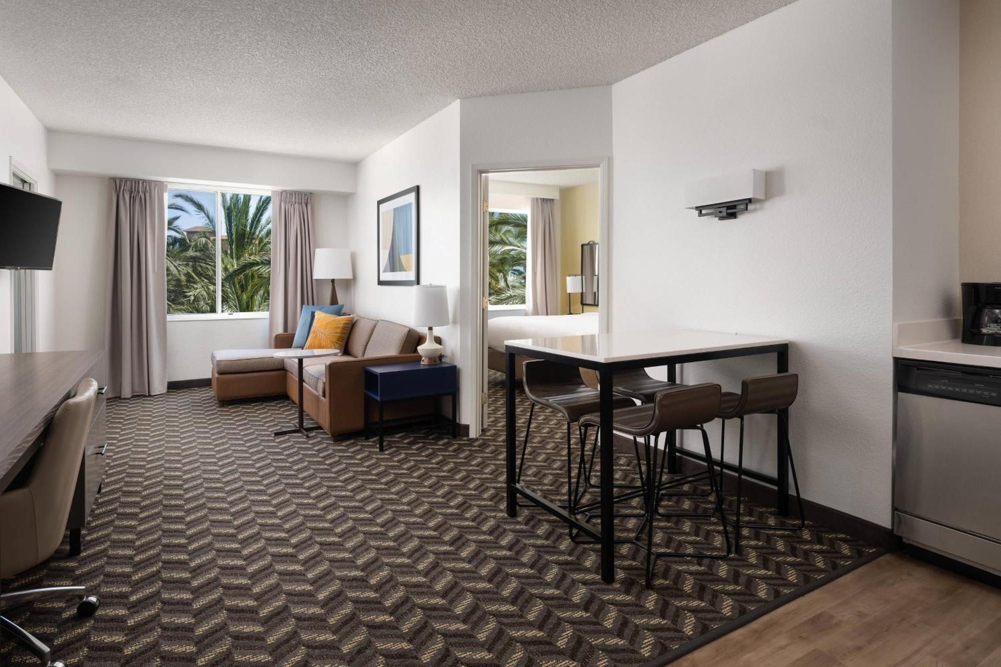 Hotel By Marriott Anaheim Area/garden Grove