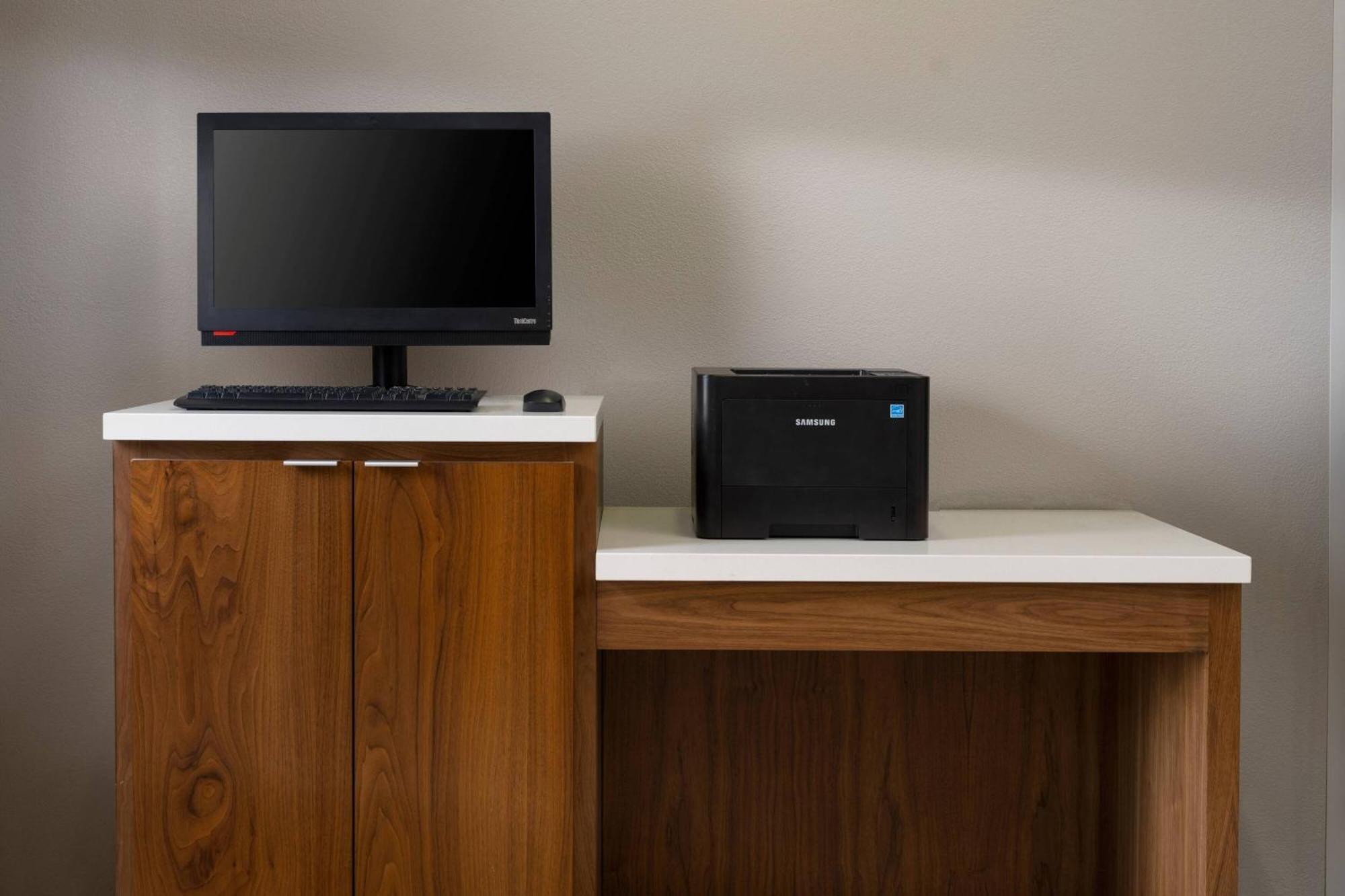 By Marriott Anaheim Area/garden Grove Hotel