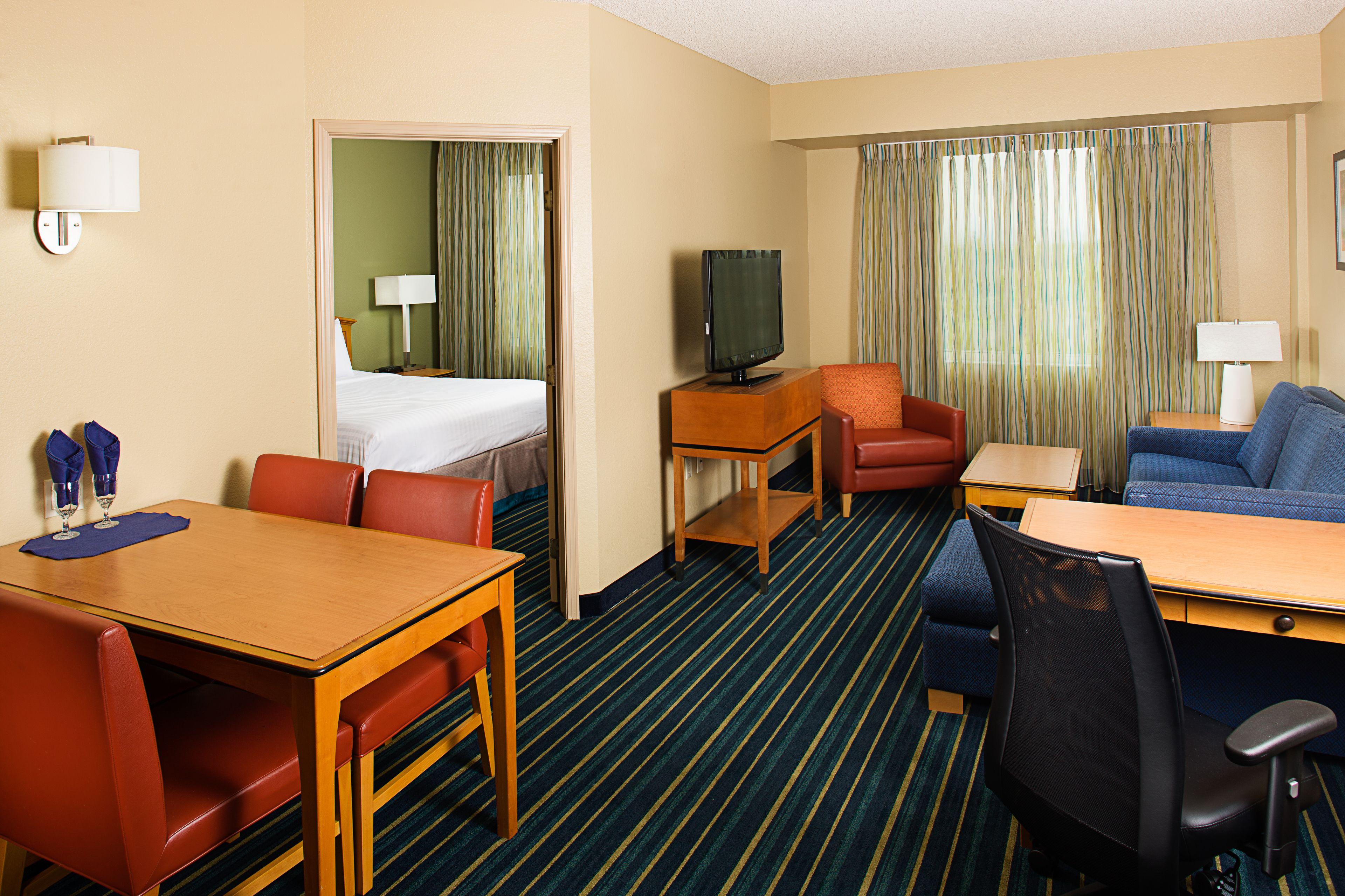 By Marriott Anaheim Area/garden Grove 3*